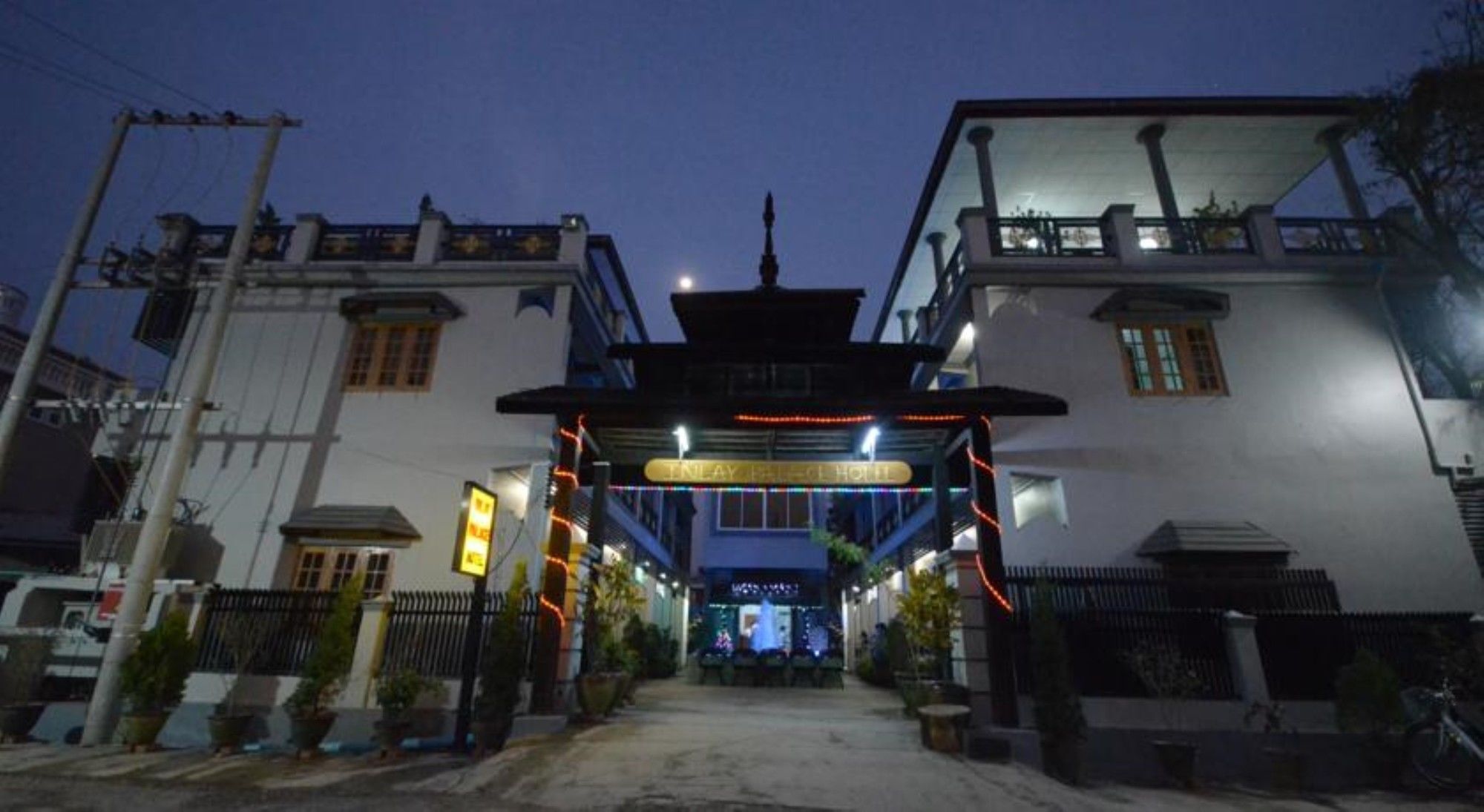 Inlay Palace Hotel Nyaung Shwe Exterior foto
